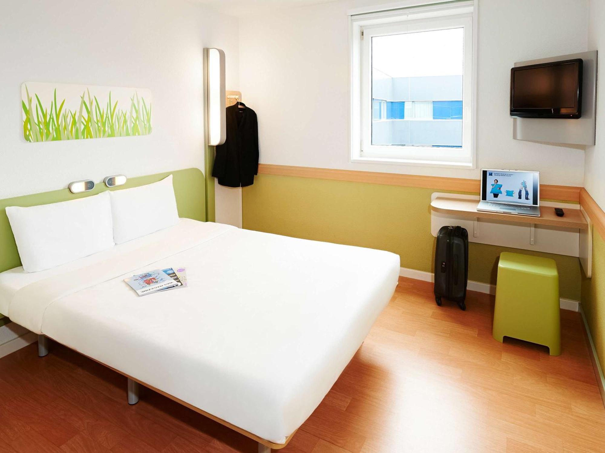 Ibis Budget Tours Nord Exteriör bild